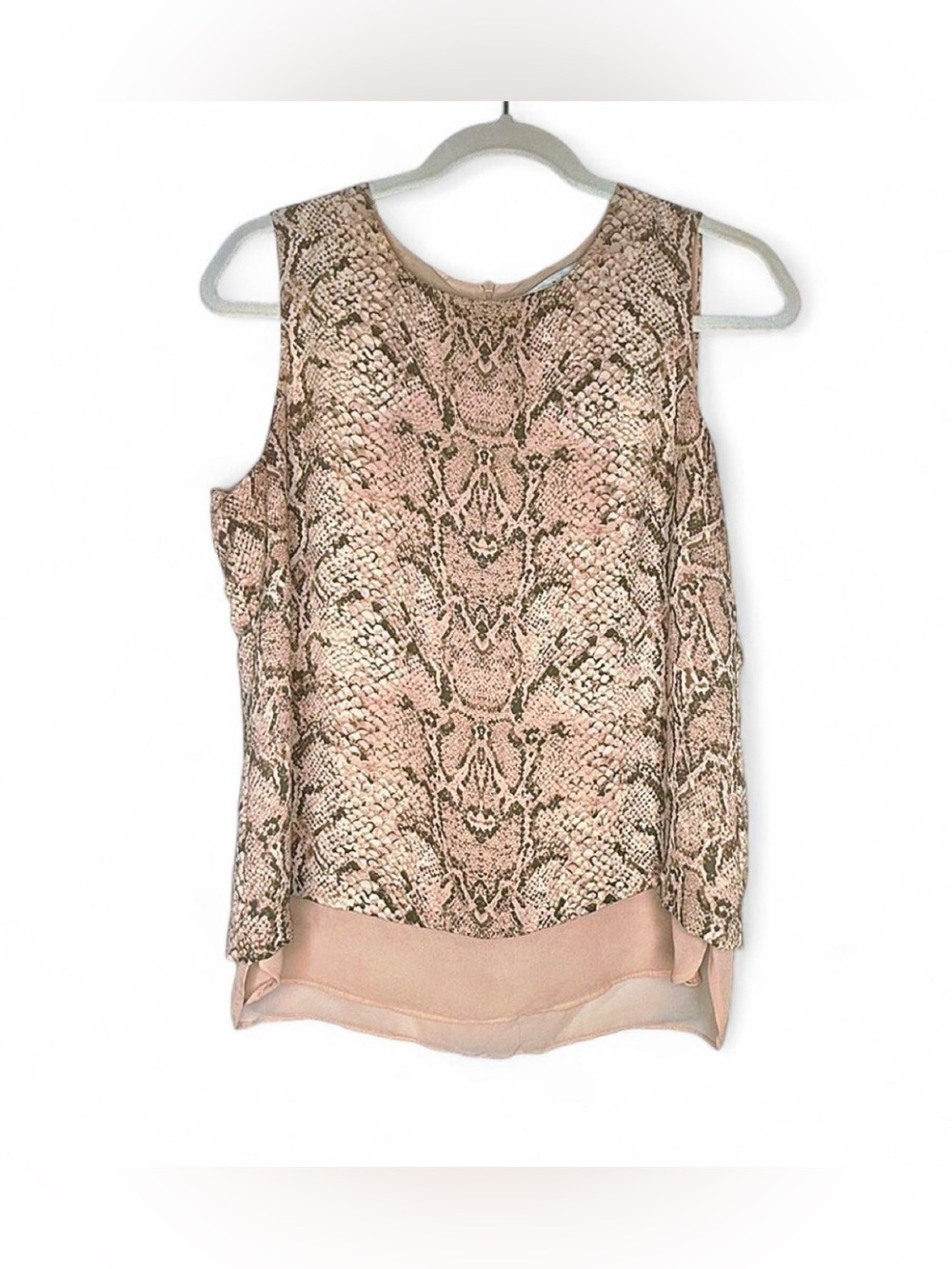 Rose & Olive Sleeveless Snake-Print Shell Top in Blush Pink. Size Medium.